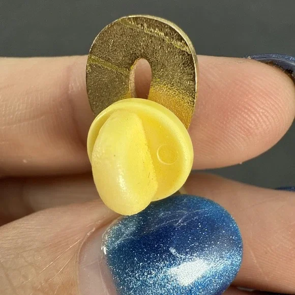 Vintage Support Our Troops Gold Tone Enamel Lapel Pin - Picture 3 of 6